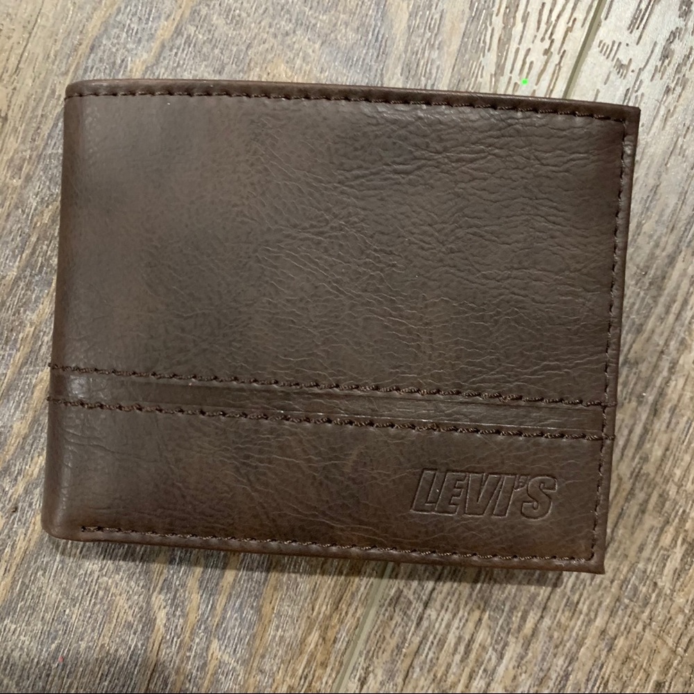 Levi’s Wallet - Brown